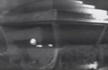 Мәскеудегі Мавзолейде Лениннің қозғалған сәті видеокамераға түсіп қалған (видео)
