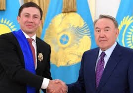 Назарбаев Головкинді жеңісімен құттықтады