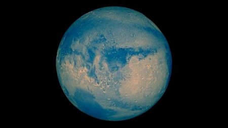 Марс ертеде көк түсті болған