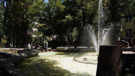 Жаңбыр, 36 градус ыстық: бүгін Қазақстан мегаполистерінде ауа райы қандай болады?