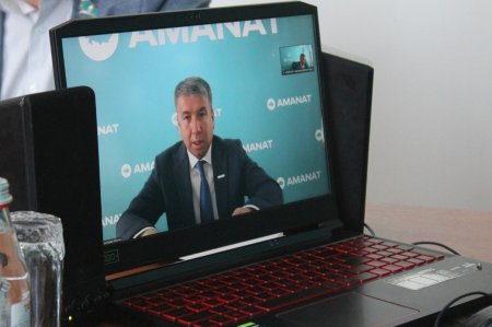 БЮРО ОТЫРЫСЫНДА ФРАКЦИЯ ЖҰМЫСЫНЫҢ ТИІМДІЛІГІ ҚАРАЛДЫ