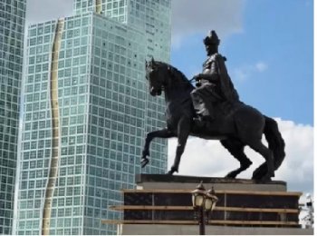 Астанада Кенесары ханның ескерткіші тұғырына қайта қонды