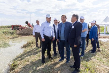 Премьер-министр Олжас Бектенов Қызылорда облысында Президенттің сумен жабдықтау және су үнемдеу технологияларын енгізу бойынша берген тапсырмаларының орындалу барысын тексерді