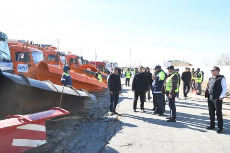 Аудан әкімі автомобиль жолдарын қыс мезгілінде күтіп ұстау дайындығымен танысты