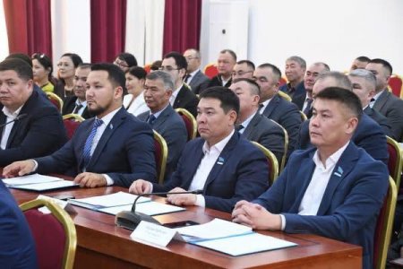 Кезектен тыс сессия өтті