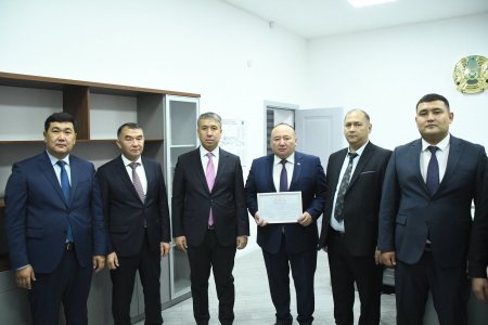 Прокуратура қызметкерлерін кәсіби мерекесімен құттықтады