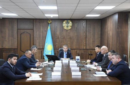 АУДАНДЫҚ ҮШ ЖАҚТЫ КОМИССИЯ ОТЫРЫСЫН ӨТКІЗДІК