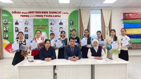 Жыр алыбы өмірін өлең етті