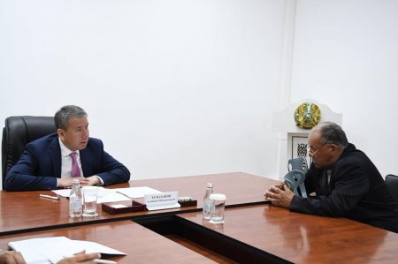 Аудан әкімі тұрғындарды жеке мәселелері бойынша қабылдады