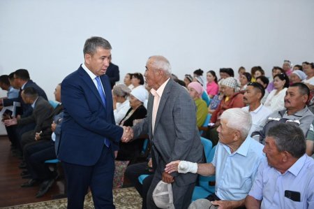 Аудан әкімі Бозкөл, Кәукей және Тасарық ауылдарының халқымен кездесті