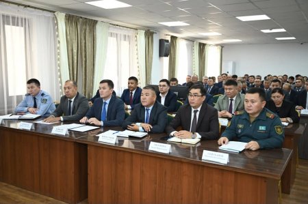Ауданның әлеуметтік-экономикалық даму көрсеткіштері мен алдағы міндеттер талқыланды